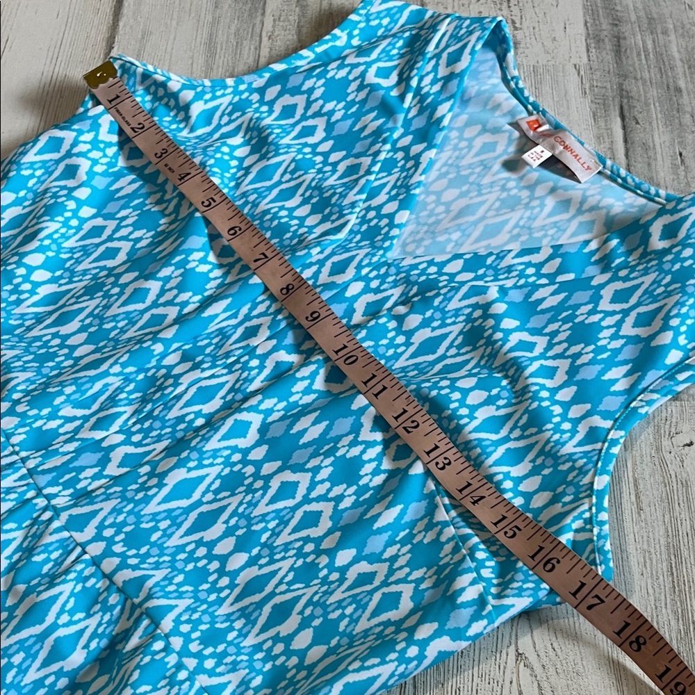 Jude Connally Blue and White Patterned Casual Dress - Picture 8 of 9
